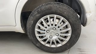 Used 2015 Maruti Suzuki Ritz [2012-2017] Ldi Diesel Manual tyres LEFT REAR TYRE RIM VIEW