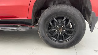 Used 2017 Mahindra TUV300 [2015-2020] T8 mHAWK100 Dual Tone Diesel Manual tyres LEFT REAR TYRE RIM VIEW