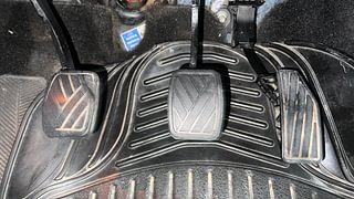 Used 2016 Maruti Suzuki Baleno [2015-2019] Zeta Petrol Petrol Manual interior PEDALS VIEW