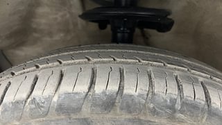 Used 2015 Maruti Suzuki Ritz [2012-2017] Ldi Diesel Manual tyres LEFT FRONT TYRE TREAD VIEW