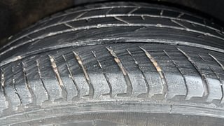 Used 2016 Maruti Suzuki Baleno [2015-2019] Zeta Petrol Petrol Manual tyres RIGHT REAR TYRE TREAD VIEW