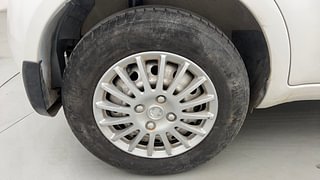 Used 2015 Maruti Suzuki Ritz [2012-2017] Ldi Diesel Manual tyres RIGHT REAR TYRE RIM VIEW