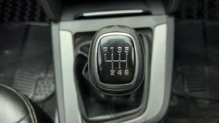 Used 2017 Hyundai Elantra [2016-2019] 1.6 SX MT Diesel Manual interior GEAR  KNOB VIEW