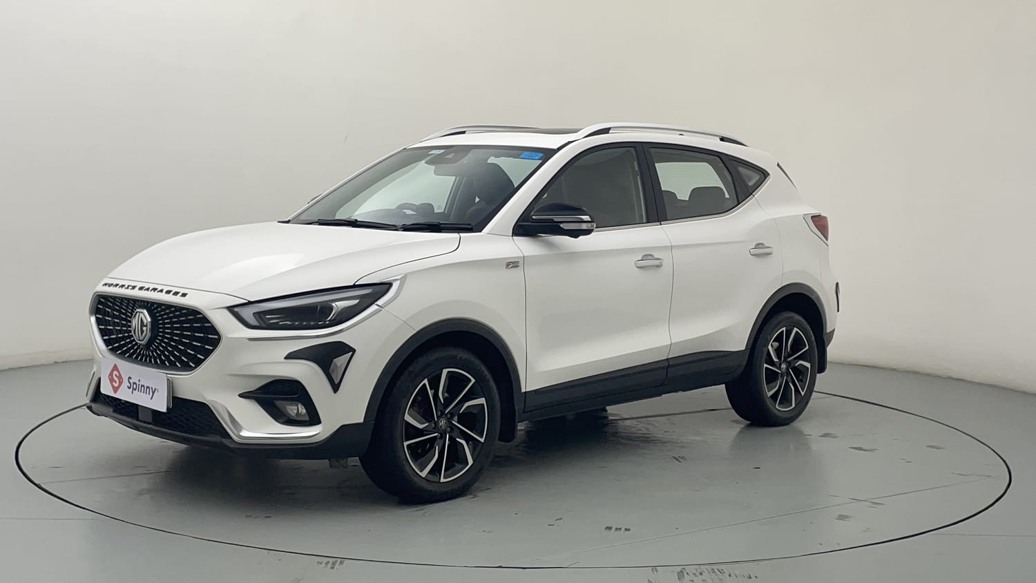 New MG Motors Astor exterior LEFT FRONT CORNER VIEW