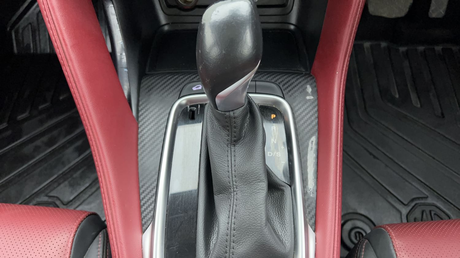 New MG Motors Astor interior GEAR  KNOB VIEW