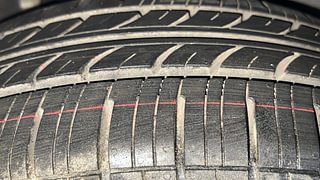 Used 2021 Maruti Suzuki Swift [2017-2021] ZXI Petrol Manual tyres RIGHT REAR TYRE TREAD VIEW