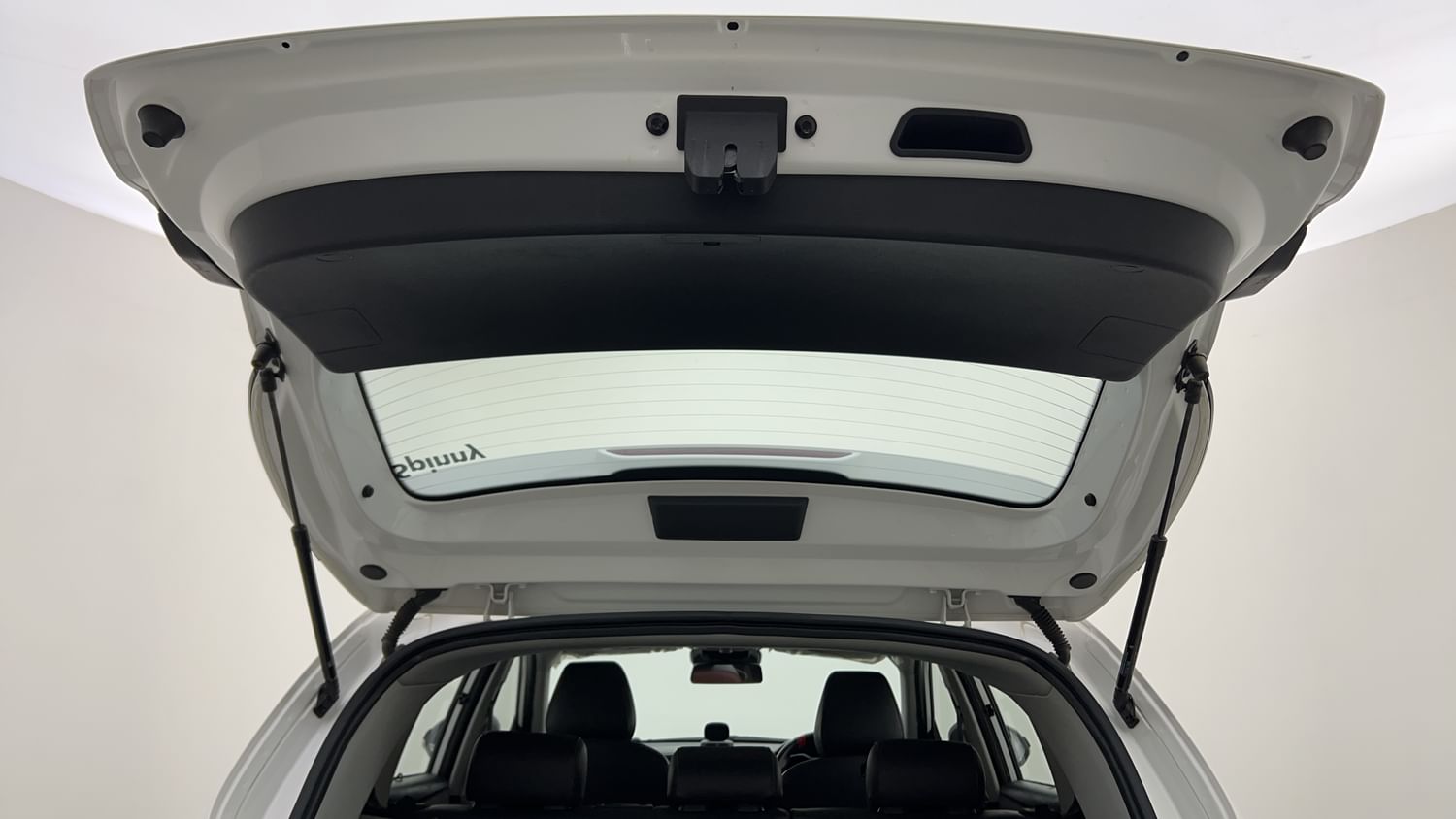 New MG Motors Astor interior DICKY DOOR OPEN VIEW