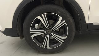 Used 2022 MG Motors Astor Sharp 1.5 MT Petrol Manual tyres LEFT FRONT TYRE RIM VIEW