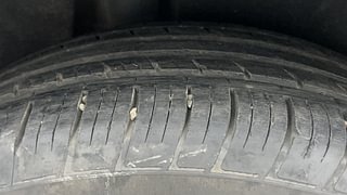 Used 2018 Volkswagen Tiguan [2017-2020] Highline TDI Diesel Automatic tyres RIGHT REAR TYRE TREAD VIEW