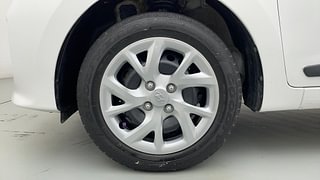 Used 2020 Hyundai Grand i10 [2017-2020] Sportz 1.2 Kappa VTVT Petrol Manual tyres LEFT FRONT TYRE RIM VIEW