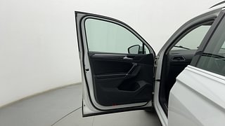 Used 2018 Volkswagen Tiguan [2017-2020] Highline TDI Diesel Automatic interior LEFT FRONT DOOR OPEN VIEW