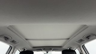 Used 2018 Volkswagen Tiguan [2017-2020] Highline TDI Diesel Automatic top_features Sunroof