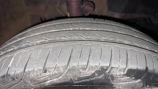 Used 2017 honda Jazz VX Petrol Manual tyres RIGHT FRONT TYRE TREAD VIEW