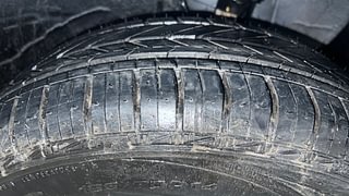 Used 2017 Hyundai Elite i20 [2014-2018] Sportz 1.2 Petrol Manual tyres RIGHT FRONT TYRE TREAD VIEW