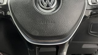 Used 2018 Volkswagen Tiguan [2017-2020] Highline TDI Diesel Automatic top_features Airbags