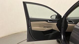 Used 2018 Hyundai Verna [2017-2020] 1.6 VTVT SX (O) AT Petrol Automatic interior LEFT FRONT DOOR OPEN VIEW