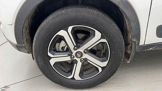 Used 2022 Tata Nexon XZ Plus Dual Tone roof S Petrol Manual tyres LEFT FRONT TYRE RIM VIEW