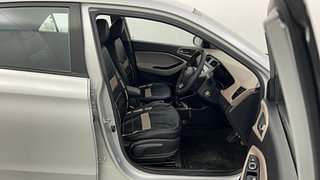 Used 2017 Hyundai Elite i20 [2014-2018] Asta 1.2 Petrol Manual interior RIGHT SIDE FRONT DOOR CABIN VIEW