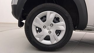 Used 2023 Renault Kwid 1.0 RXT SCE Petrol Manual tyres RIGHT REAR TYRE RIM VIEW