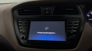 Used 2017 Hyundai Elite i20 [2014-2018] Asta 1.2 Petrol Manual top_features Integrated (in-dash) music system