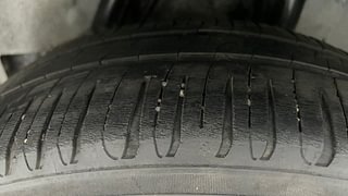 Used 2016 Honda City [2014-2017] SV Petrol Manual tyres LEFT REAR TYRE TREAD VIEW