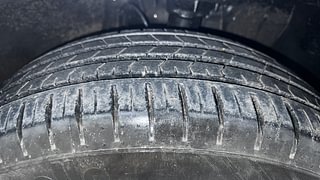 Used 2017 Hyundai Elite i20 [2014-2018] Asta 1.2 Petrol Manual tyres RIGHT FRONT TYRE TREAD VIEW