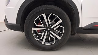 Used 2022 Hyundai Venue N-Line N8 DCT Petrol Automatic tyres LEFT FRONT TYRE RIM VIEW