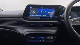 Used 2022 Hyundai New i20 Asta (O) 1.2 MT Petrol Manual interior MUSIC SYSTEM & AC CONTROL VIEW