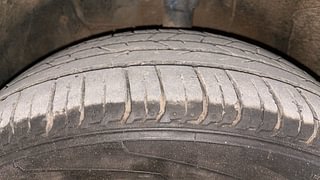Used 2022 Hyundai New i20 Asta (O) 1.2 MT Petrol Manual tyres LEFT FRONT TYRE TREAD VIEW