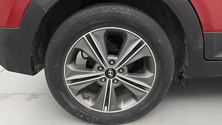 Used 2016 Hyundai Creta [2015-2018] 1.6 SX Plus Auto Diesel Automatic tyres RIGHT REAR TYRE RIM VIEW