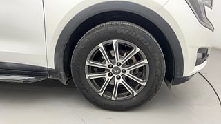 Used 2021 Mahindra XUV700 AX 7 Petrol AT 7 STR Petrol Automatic tyres RIGHT FRONT TYRE RIM VIEW