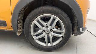 Used 2020 Renault Triber RXZ Petrol Manual tyres RIGHT FRONT TYRE RIM VIEW