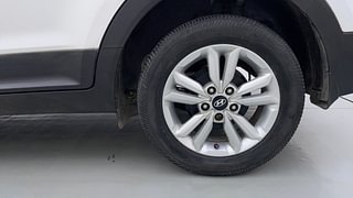 Used 2016 Hyundai Creta [2015-2018] 1.6 S Plus Auto Diesel Automatic tyres LEFT REAR TYRE RIM VIEW