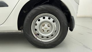 Used 2014 Hyundai i10 [2010-2016] Magna Petrol Petrol Manual tyres LEFT REAR TYRE RIM VIEW