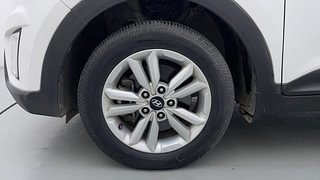 Used 2016 Hyundai Creta [2015-2018] 1.6 S Plus Auto Diesel Automatic tyres LEFT FRONT TYRE RIM VIEW