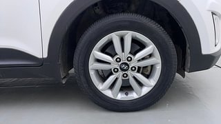Used 2016 Hyundai Creta [2015-2018] 1.6 S Plus Auto Diesel Automatic tyres RIGHT FRONT TYRE RIM VIEW