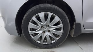 Used 2016 Maruti Suzuki Baleno [2015-2019] Zeta AT Petrol Petrol Automatic tyres LEFT FRONT TYRE RIM VIEW