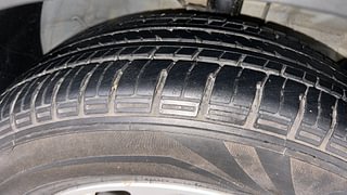 Used 2019 Hyundai Creta [2018-2020] 1.4 S Diesel Manual tyres RIGHT FRONT TYRE TREAD VIEW