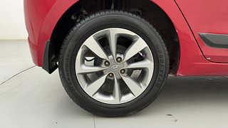 Used 2016 Hyundai Elite i20 [2014-2018] Asta 1.4 CRDI Diesel Manual tyres RIGHT REAR TYRE RIM VIEW