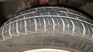 Used 2022 Renault Kwid 1.0 RXT AMT SCE Petrol Automatic tyres LEFT FRONT TYRE TREAD VIEW