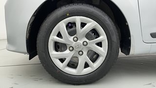 Used 2019 Hyundai Grand i10 [2017-2020] Magna 1.2 Kappa VTVT CNG (outside fitted) Petrol+cng Manual tyres LEFT FRONT TYRE RIM VIEW