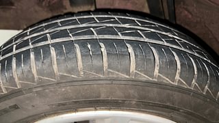 Used 2022 Renault Kwid 1.0 RXT AMT SCE Petrol Automatic tyres RIGHT REAR TYRE TREAD VIEW