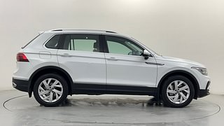 Used 2022 Volkswagen Tiguan Elegance 2.0 TSI DSG Petrol Automatic exterior RIGHT SIDE VIEW