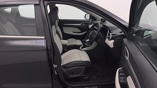 Used 2023 MG Motors Astor Sharp 1.5 MT Petrol Manual interior RIGHT SIDE FRONT DOOR CABIN VIEW