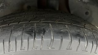 Used 2016 Hyundai Creta [2015-2018] 1.6 SX Plus Auto Diesel Automatic tyres LEFT REAR TYRE TREAD VIEW