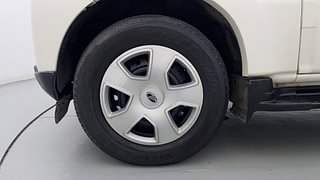 Used 2016 Mahindra Scorpio [2014-2017] S6 Plus Diesel Manual tyres LEFT FRONT TYRE RIM VIEW