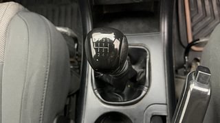 Used 2020 Mahindra XUV500 [2018-2021] W5 Diesel Manual interior GEAR  KNOB VIEW