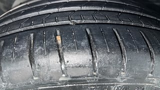 Used 2021 Ford Figo [2019-2021] Titanium Petrol Petrol Manual tyres LEFT FRONT TYRE TREAD VIEW