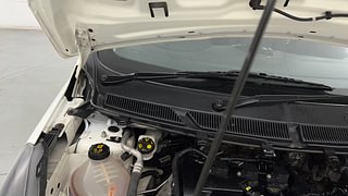 Used 2021 Ford Figo [2019-2021] Titanium Petrol Petrol Manual engine ENGINE RIGHT SIDE HINGE & APRON VIEW