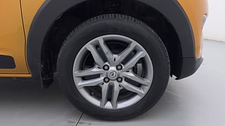 Used 2020 Renault Triber RXZ AMT Petrol Automatic tyres RIGHT FRONT TYRE RIM VIEW